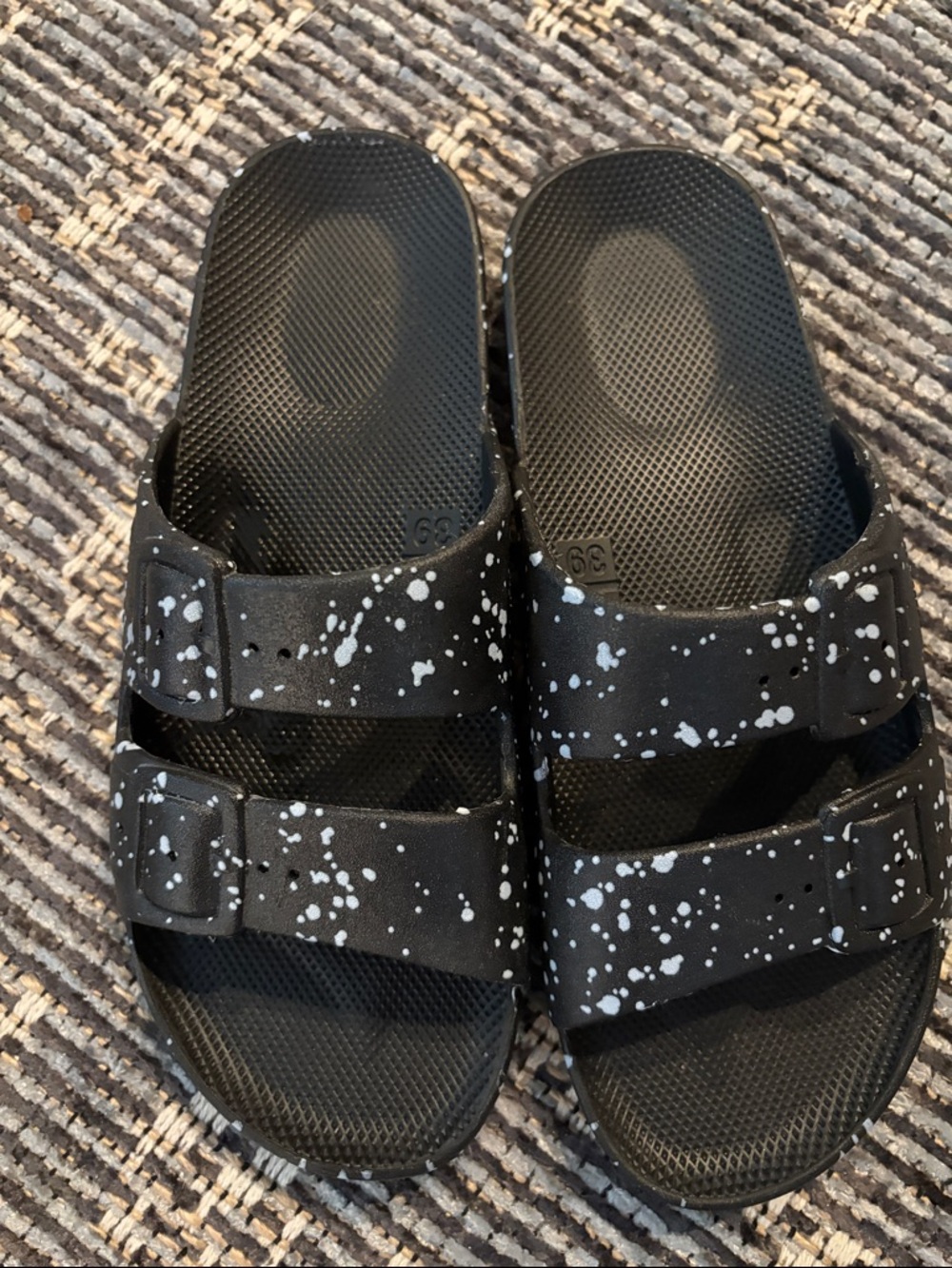 Black Speckled Double-Strap Slide Sandals